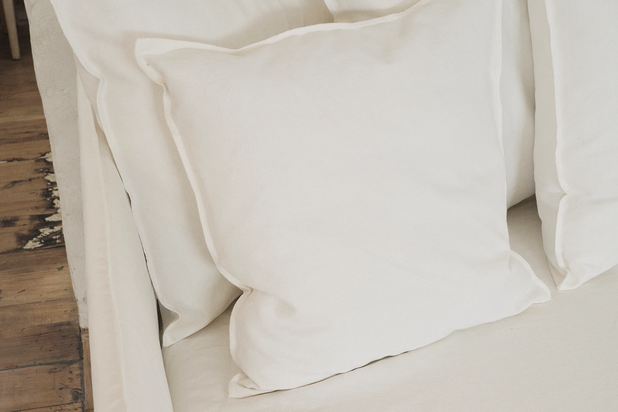 Decor & Accessories